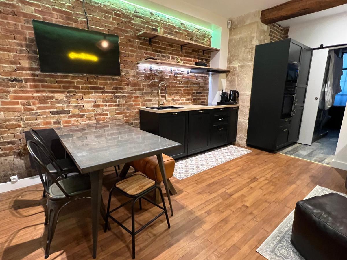 Good Vibes Luxurious Loft In Paris 11Th, With Ac & Table Football Exterior foto